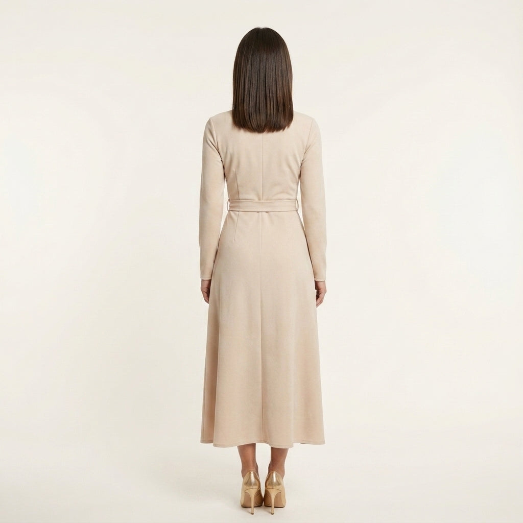 Vestido Midi Elegante con Abertura