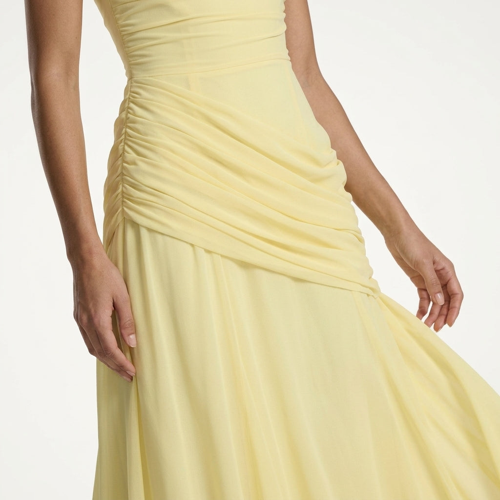 Vestido maxi elegante fruncido